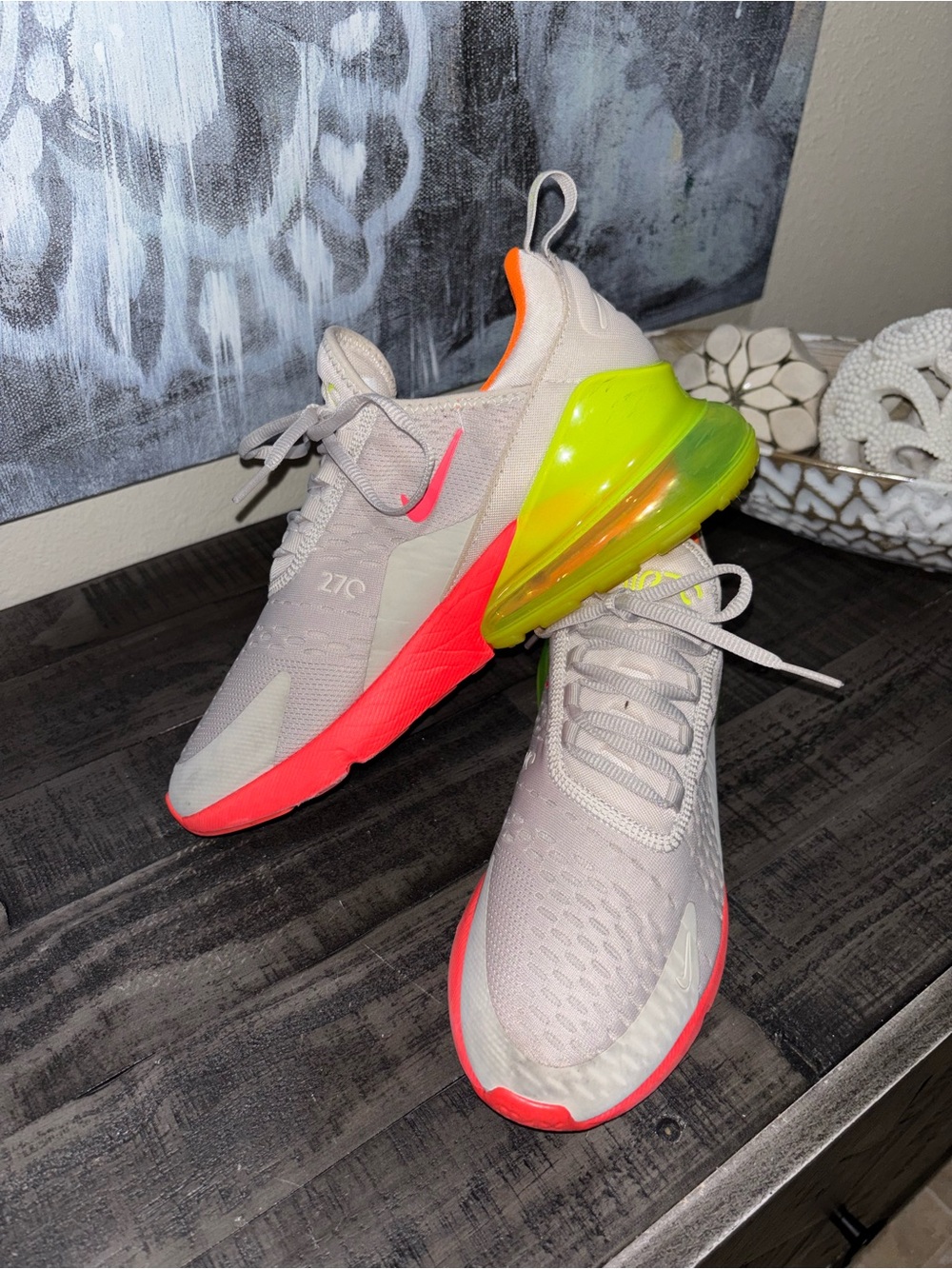 Nike Women's Air Max 270 'Neon' sneakers SZ 8.5 - Picture 4 of 14